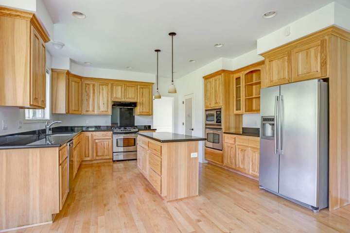 Cuisine en bois Besse-et-Saint-Anastaise